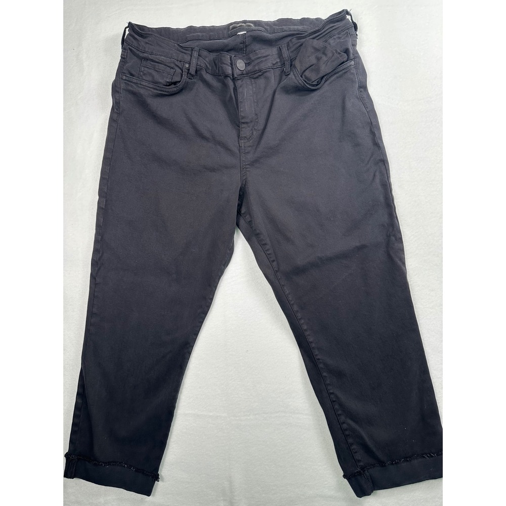 KUT from the Kloth Amy Crop Straight Leg Black Jeans Size 18 KP0216MB1